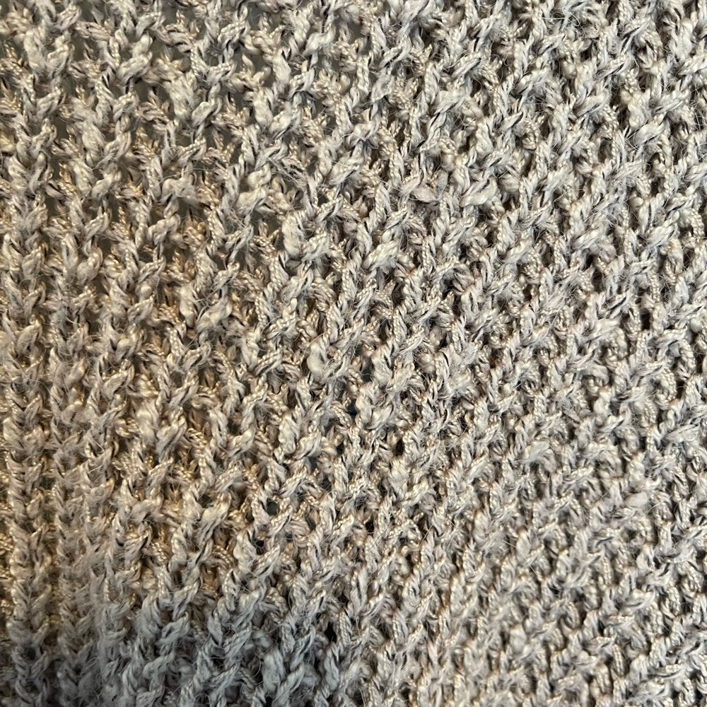 Fall sweater with open back - Picture 4 of 5